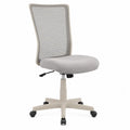 Silla de oficina gris con respaldo de malla y base ajustable