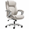 Silla de oficina de tela gris claro con reposabrazos de metal